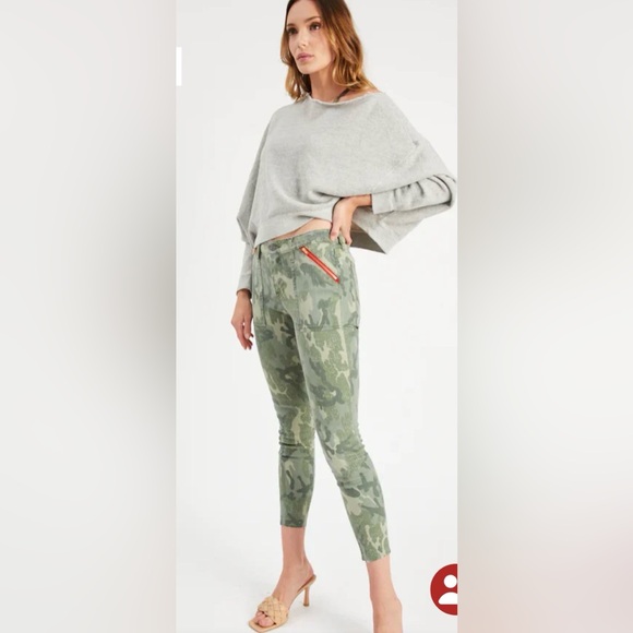 Etienne Marcel Camouflage Pants with Red Zipper